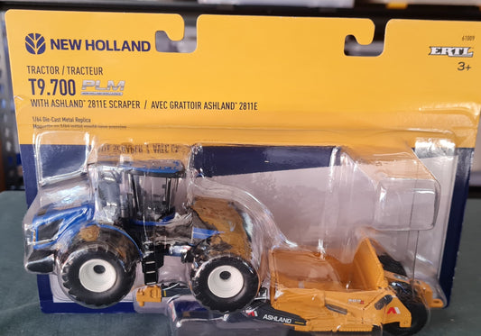 New Holland T9.700 tractor with Ashland 2811E trailing Scraper - 1/64