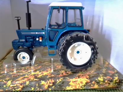 Ford 7600 Tractor with Rear Duals - 1/32