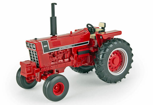 International Harvester 966 Row Crop Tractor - 1/32